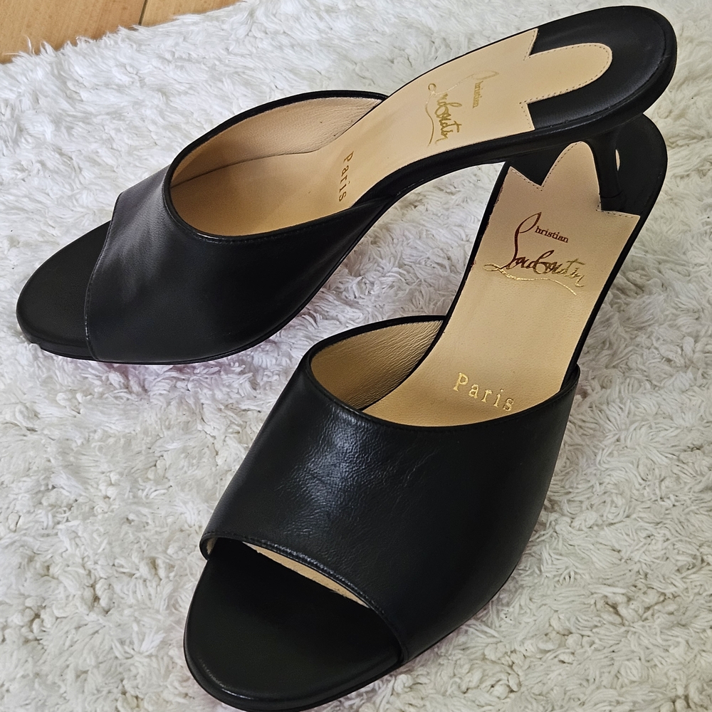 Christian Louboutin Black Women's Shoes - Picture 3 of 3